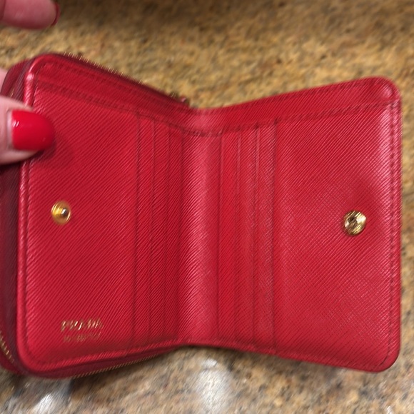 Prada Saffiano short billfold wallet - Picture 3 of 9
